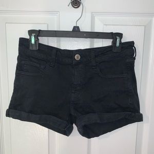 American Eagle black shorts